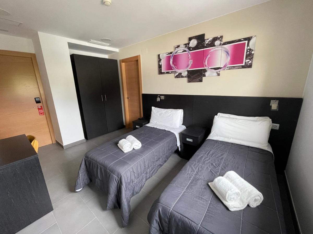 Triple Room,1584770502:JPEG