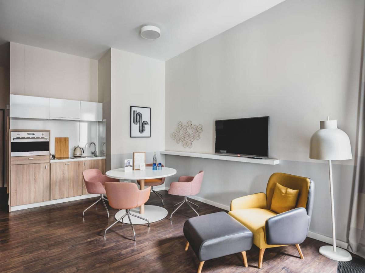 1 Bedroom Apartment Sofa Bed