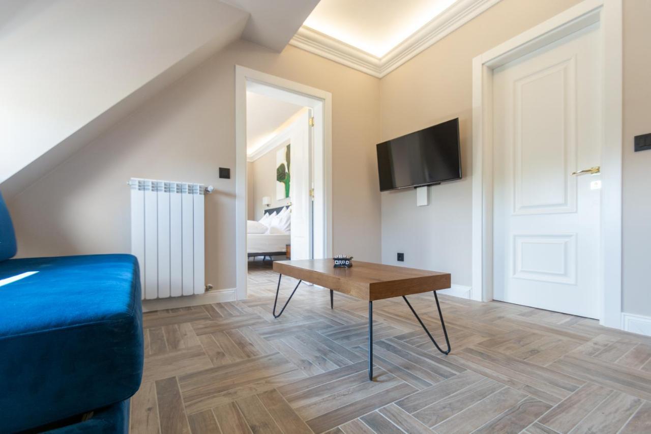 One-Bedroom Suite