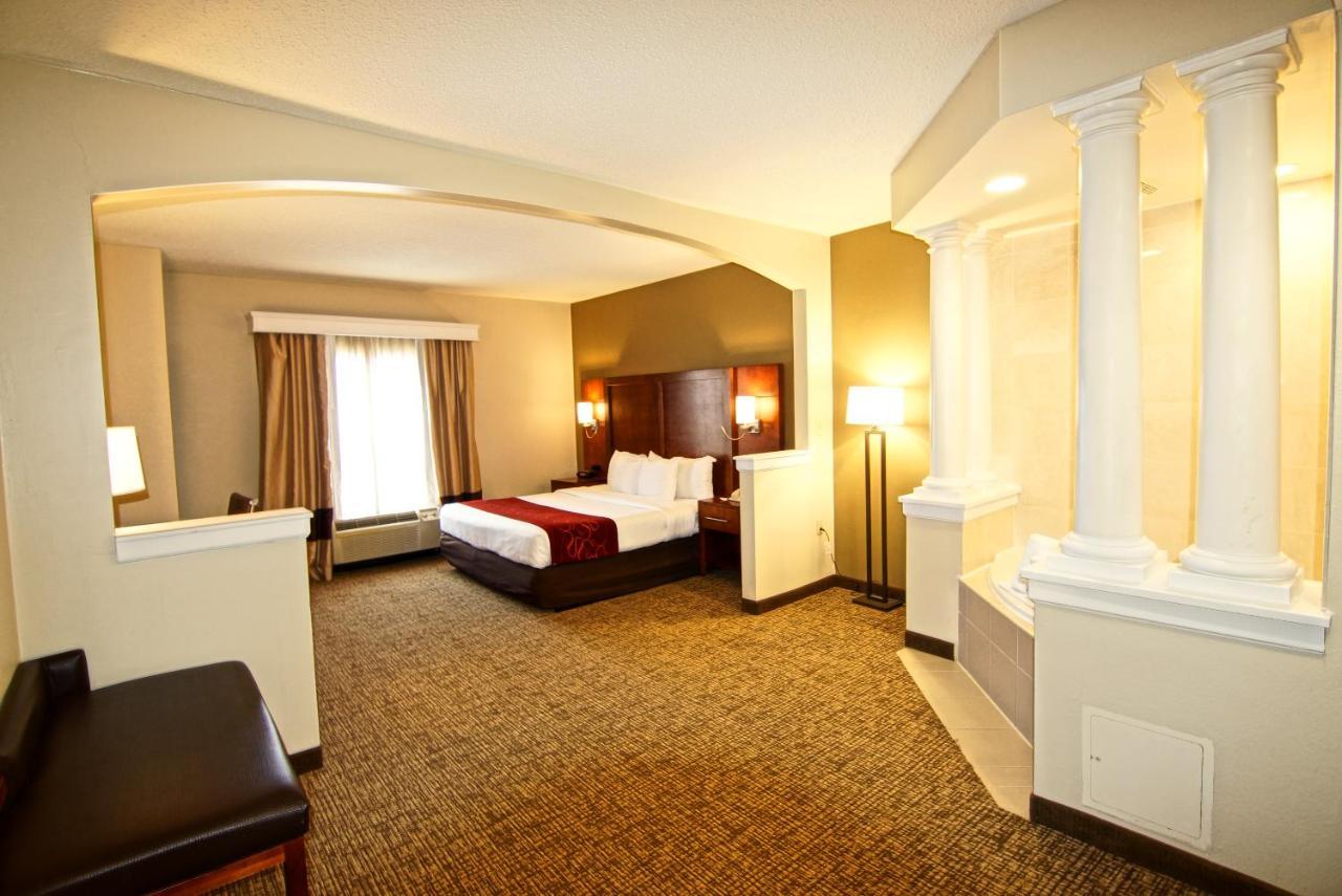 King Suite with Spa Bath
