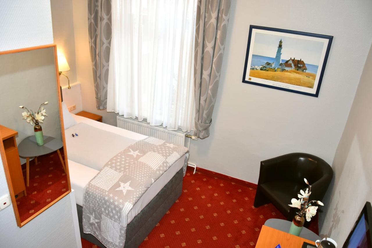 Standard Single Room,1107672663:JPEG
