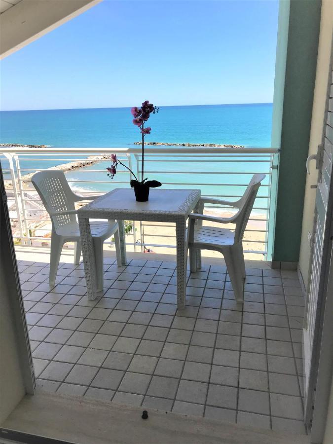 One-Bedroom Apartment,605306736:JPEG