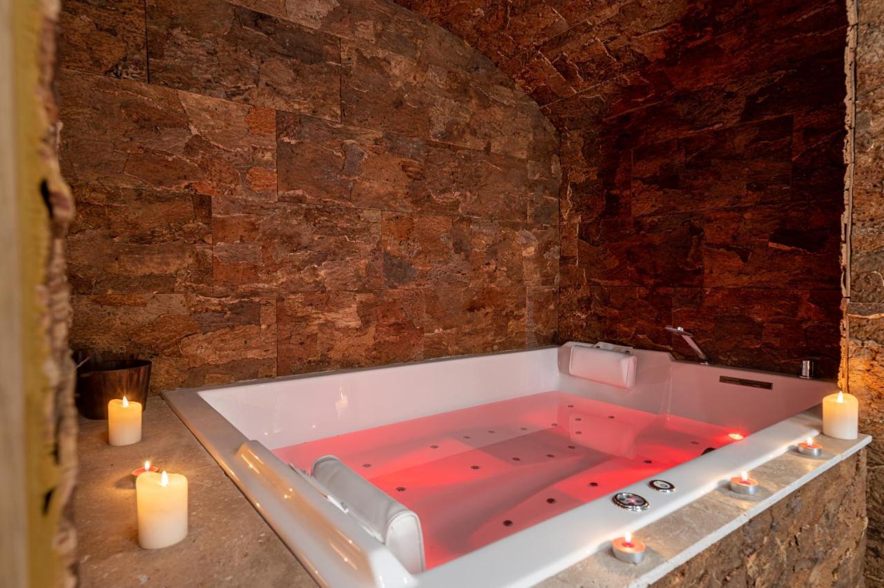 Double Room Spa Bath