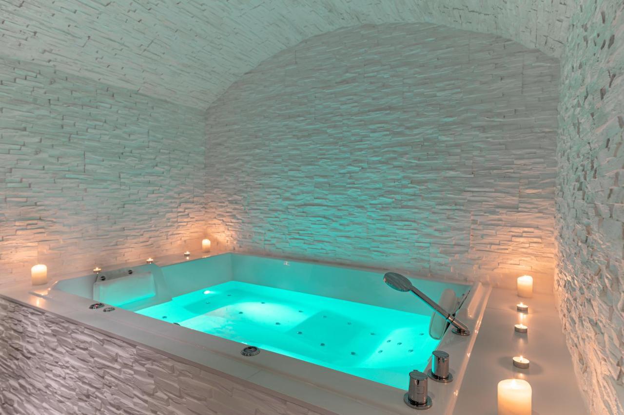 Double Room Spa Bath