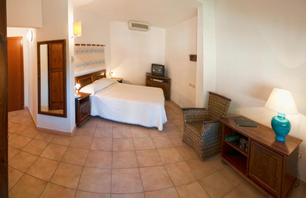 Double Room,8553392:JPEG