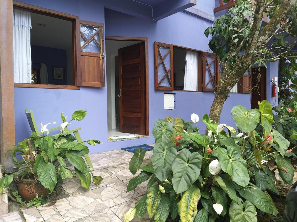 Quarto Triplo Básico