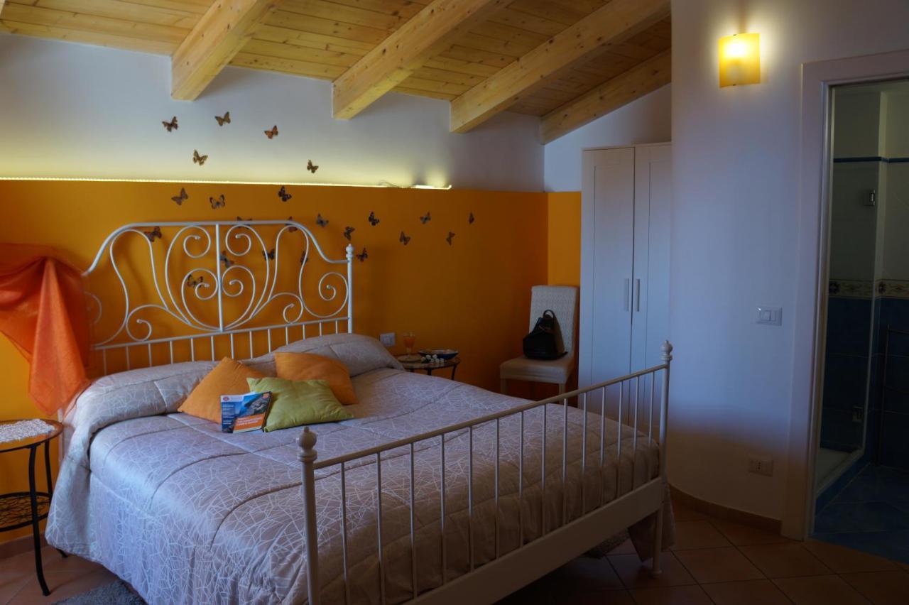 Double or Twin Room Sea View