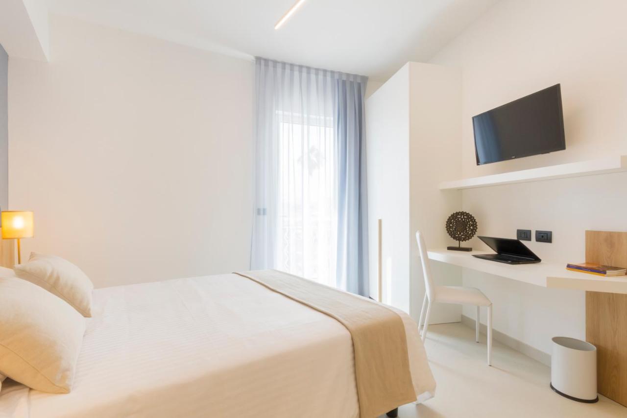 Standard Double or Twin Room Balcony