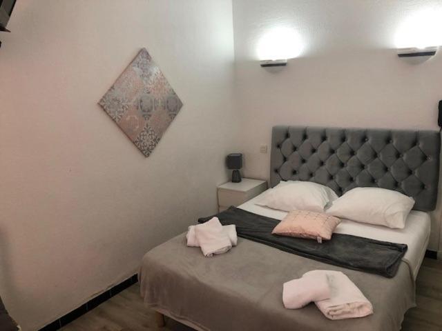 Double Room Shared Toilet,1111139964:JPEG