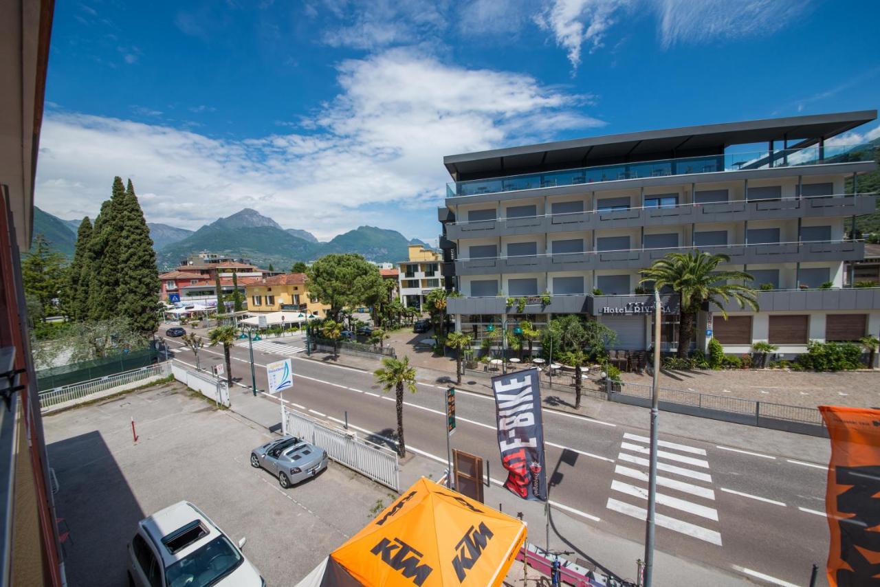 Studio Street View