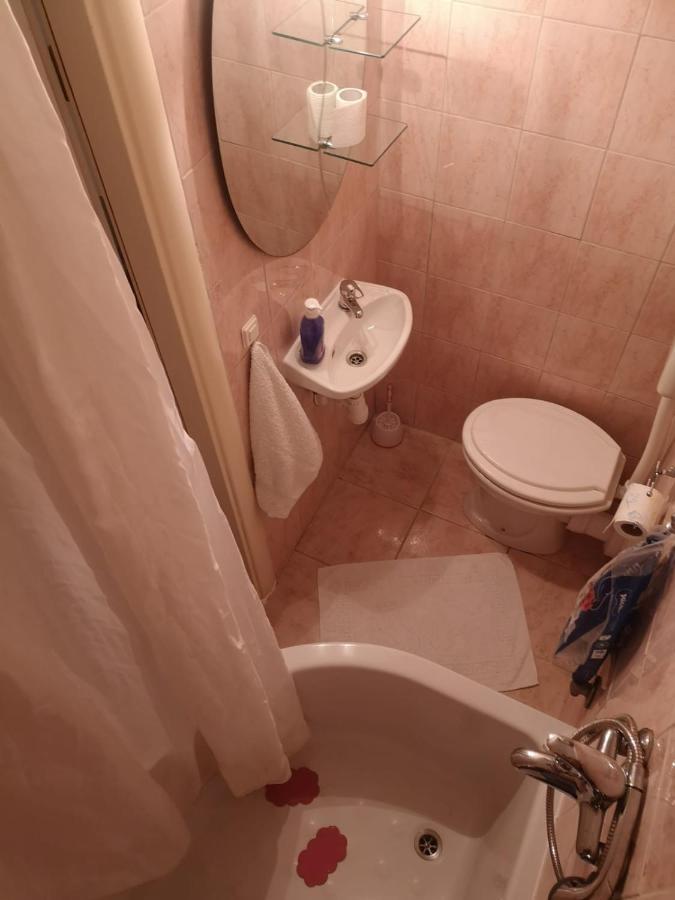 Deluxe Studio Tolstojeva 29