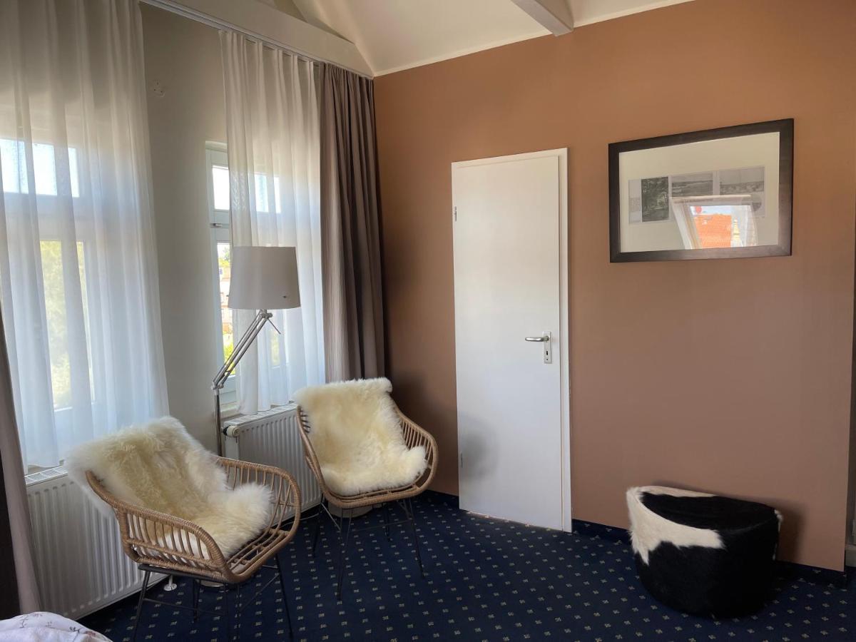 Deluxe Double Room,1111339671:JPEG