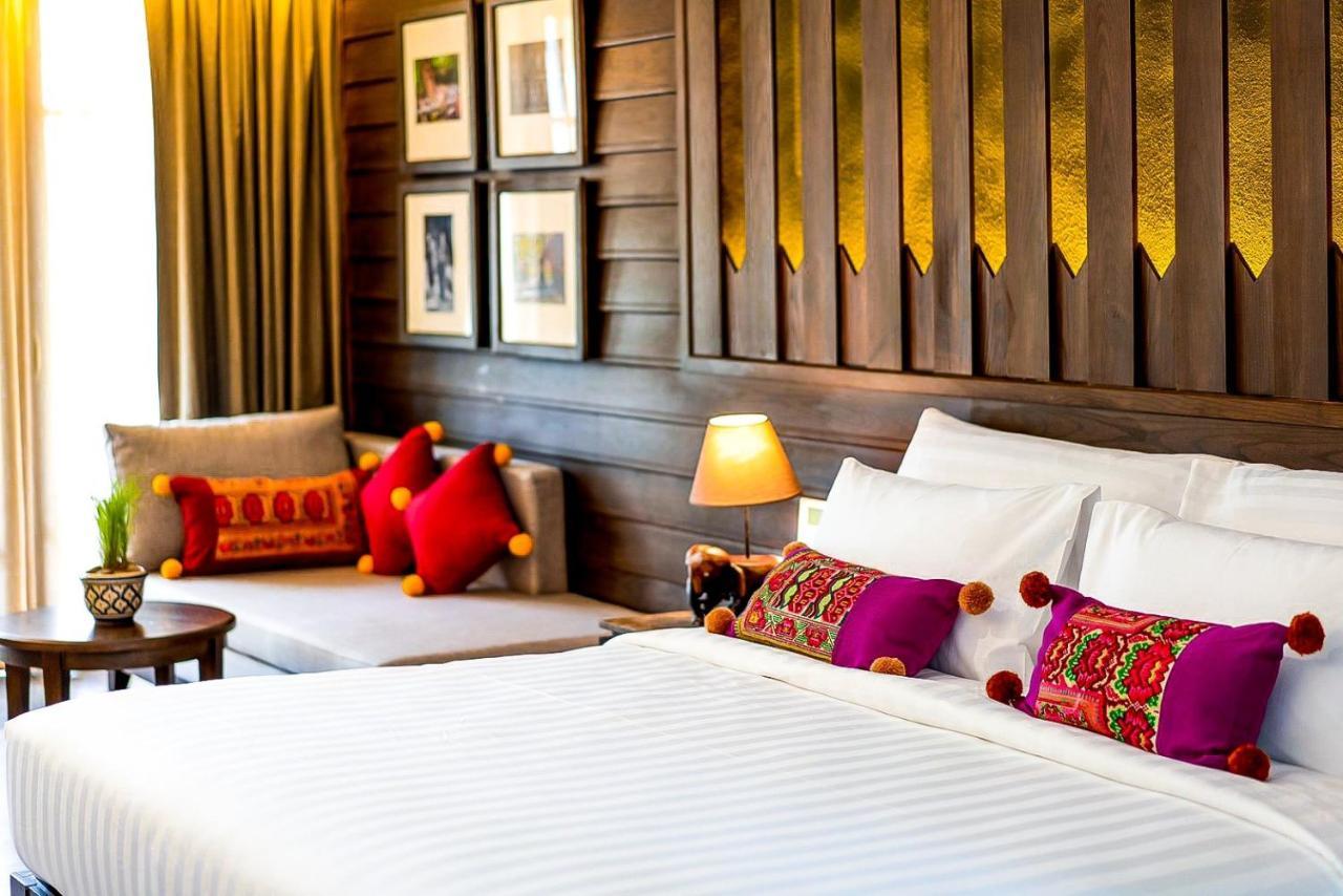 Grand Deluxe Double Bedroom