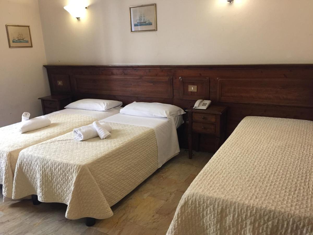 Classic Triple Room