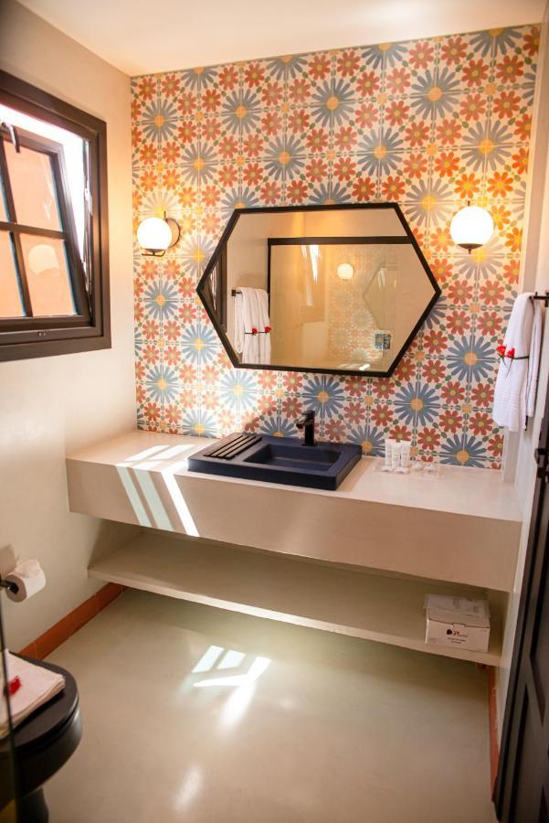 Superior King Suite