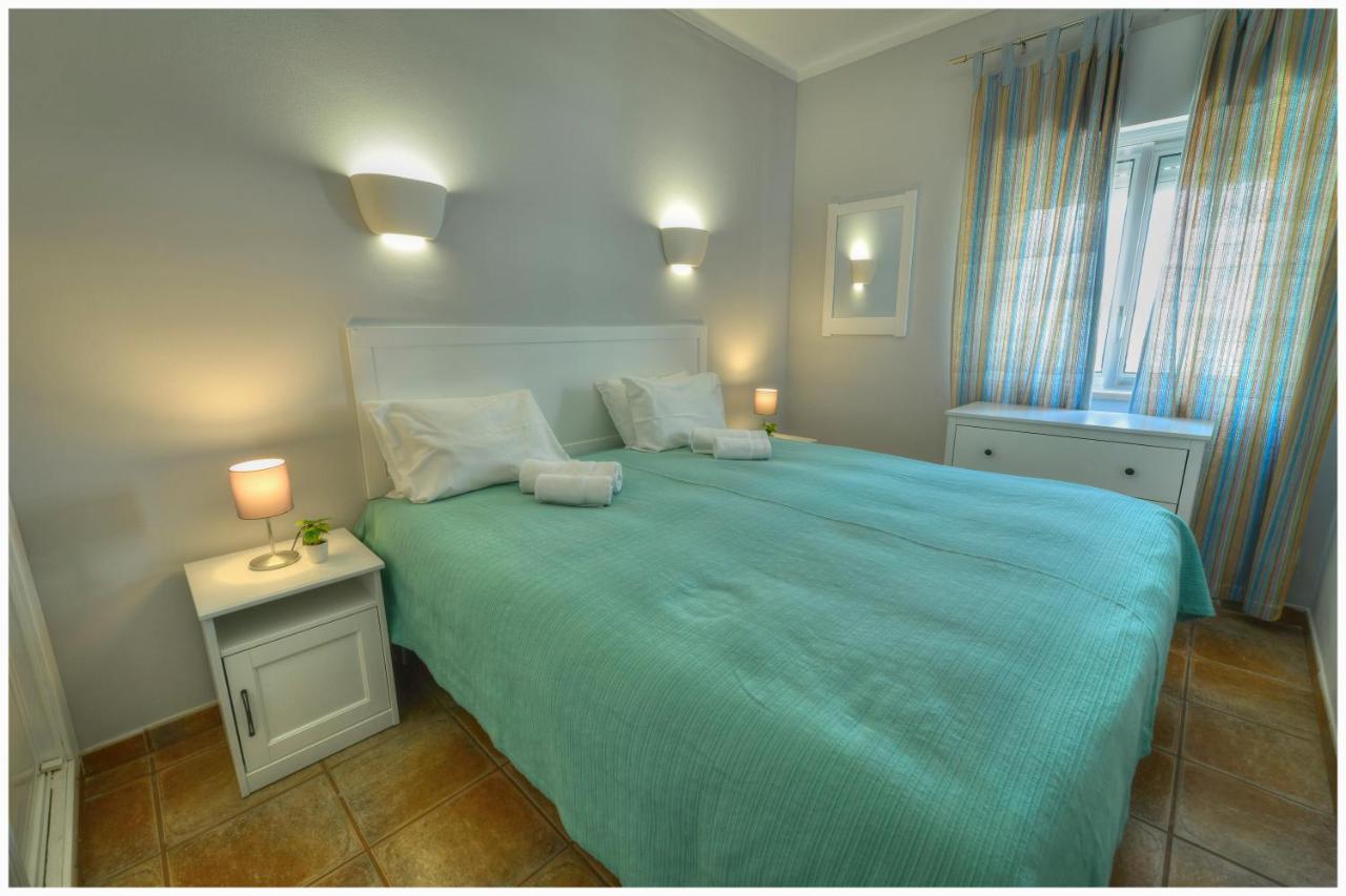 Two-Bedroom Apartment Sea View