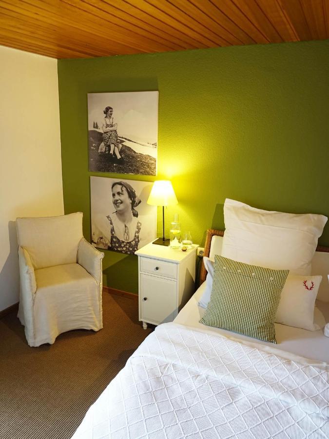 Two-Bedroom Apartment 4,317566073:JPEG