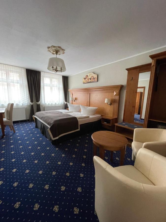 Doppelzimmer Gästehaus ***,1114138998:JPEG