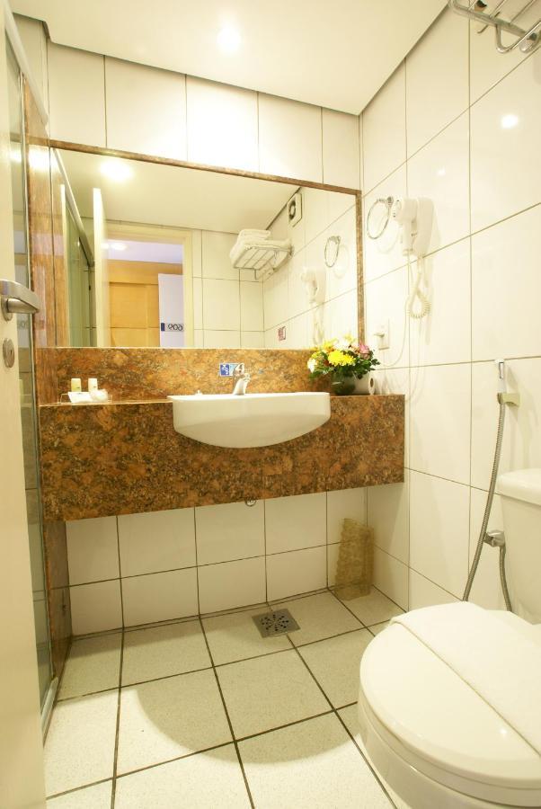 Superior Deluxe Quadruple Room parcial sea view,1697823302:JPEG