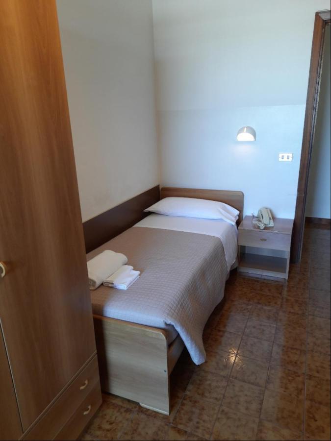 Single Room,1113012063:JPEG