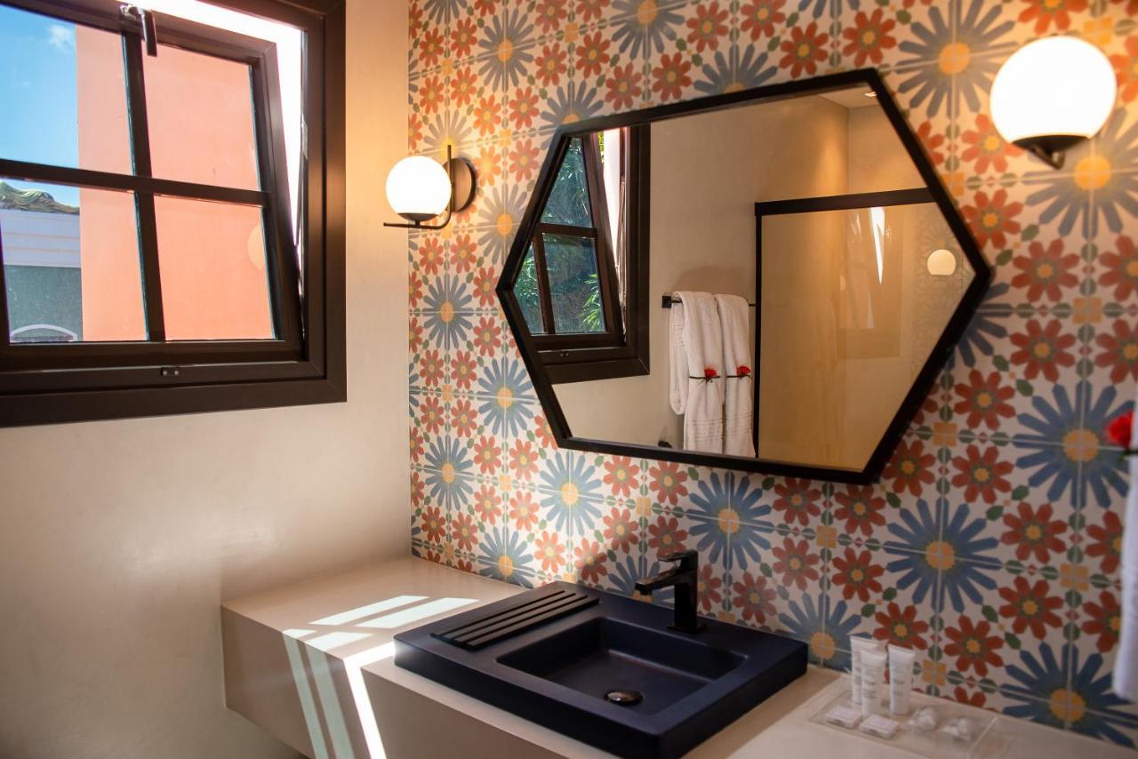 Superior King Suite