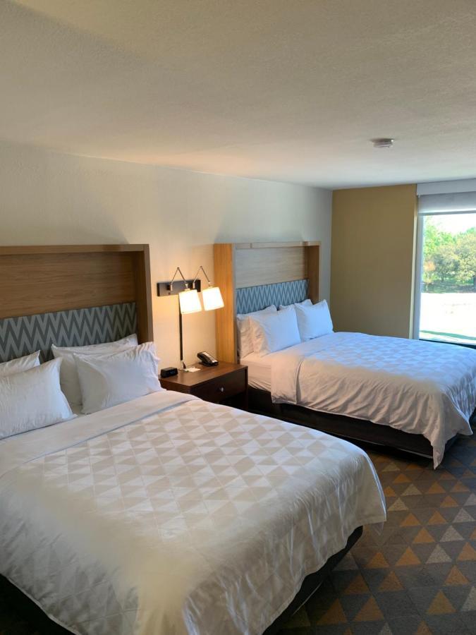 Standard Room,1706301918:JPEG