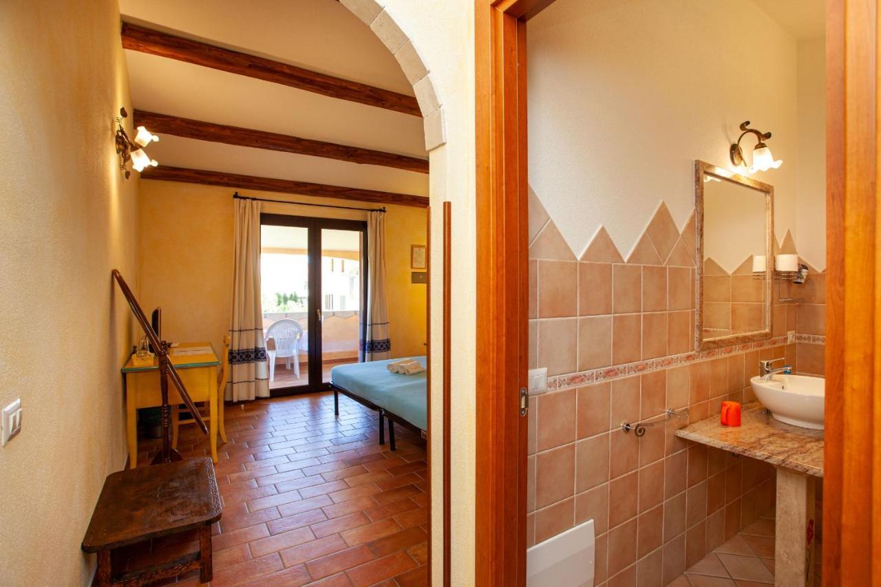 Standard Double Room,1113884934:JPEG