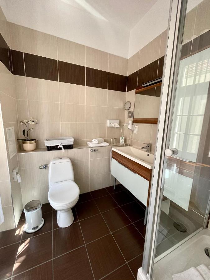Einzelzimmer Hotel ****,1765349449:JPEG