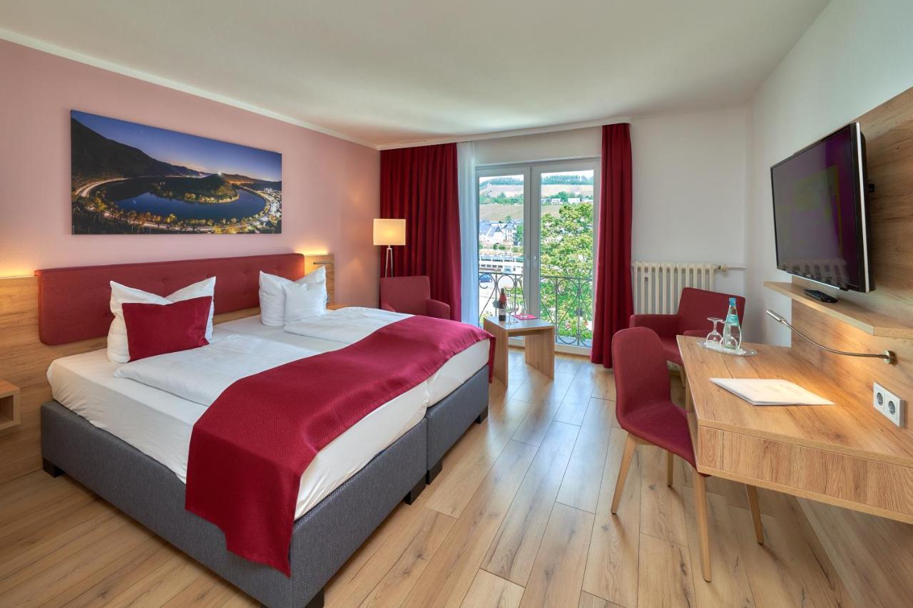 Double Room view of the Moselle,1114330290:JPEG