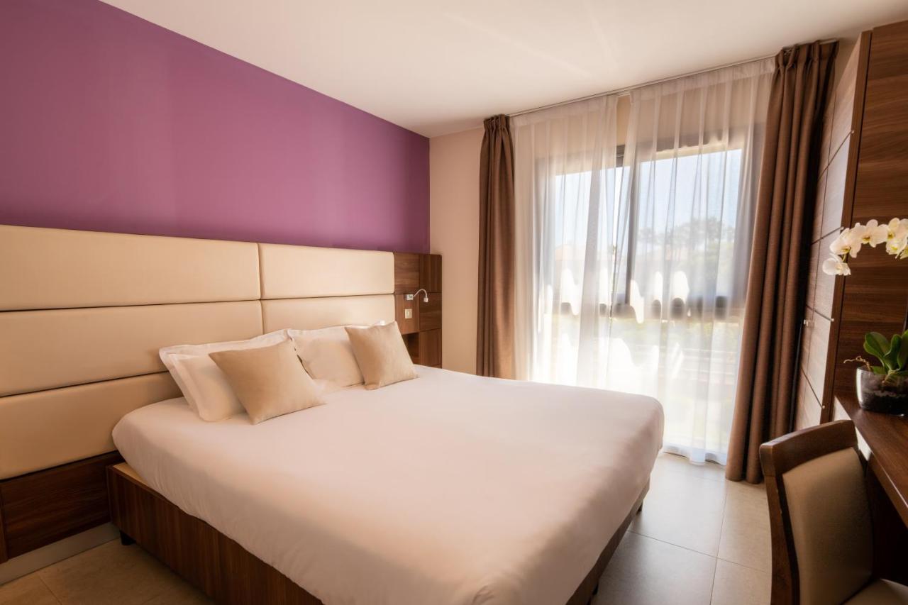 Classic Double Room,1114606302:JPEG