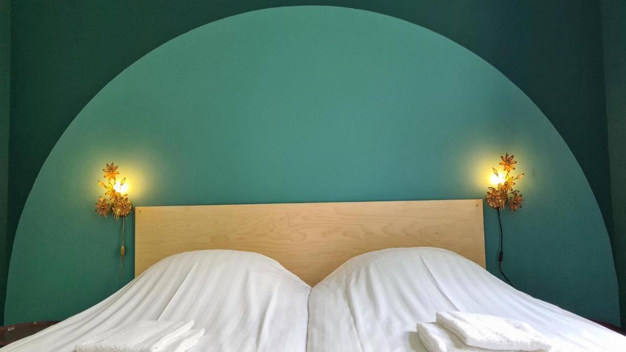 Quadruple Room Shared Toilet,1299776653:JPEG