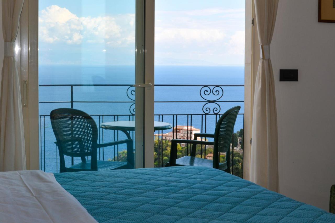 Double or Twin Room Balcony Sea View,1114677627:JPEG