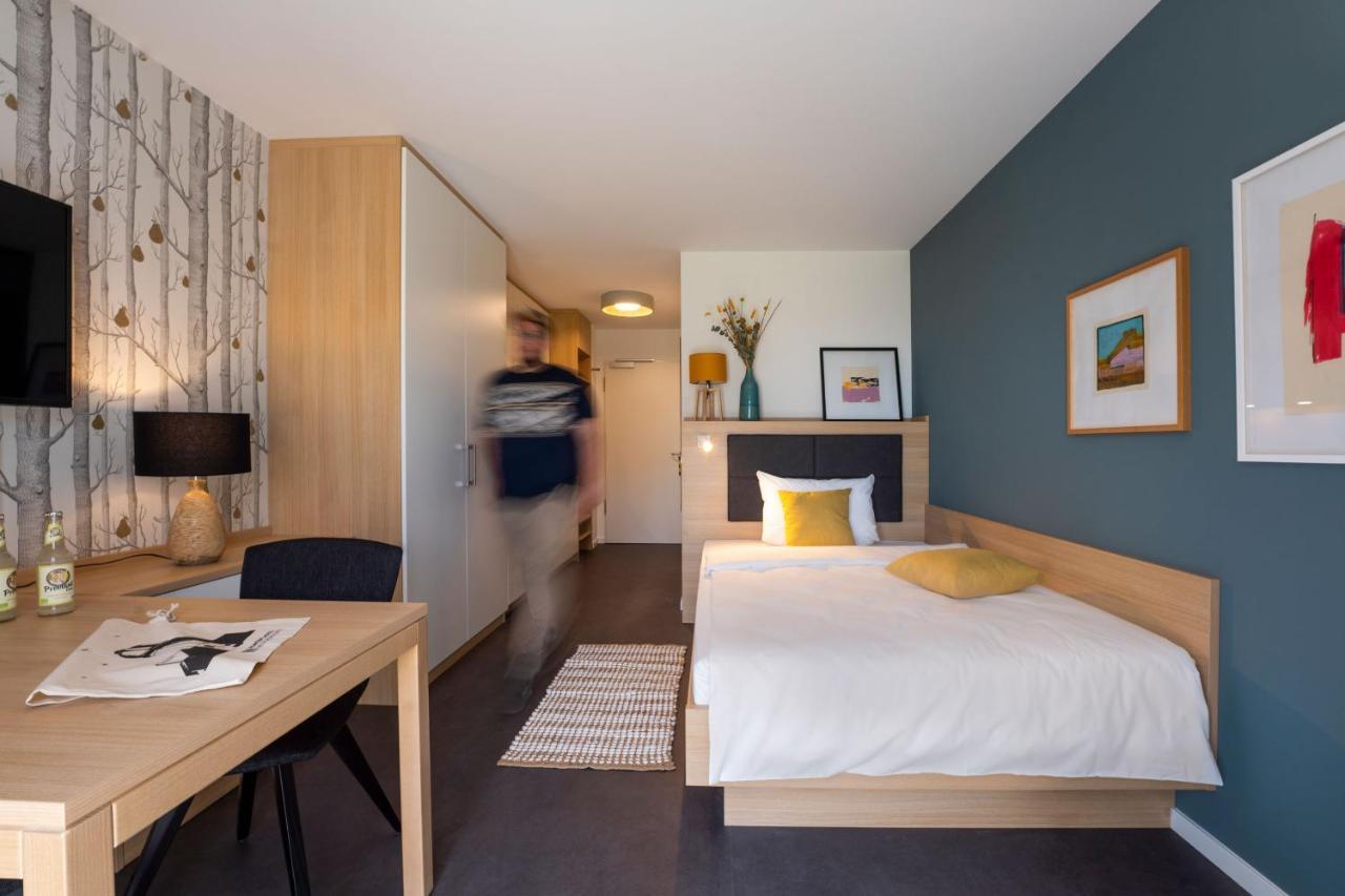Single Room,1114895961:JPEG