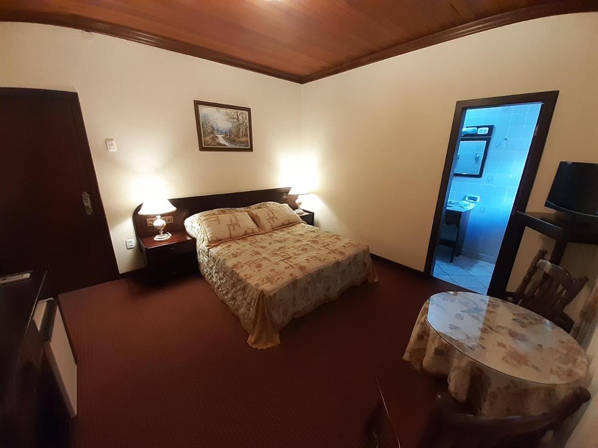 Deluxe Quadruple Room,1114937874:JPEG