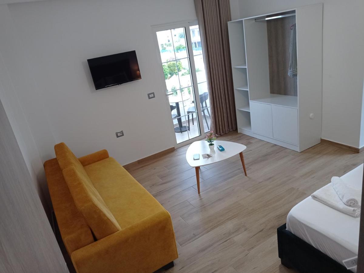 Triple Room Balcony