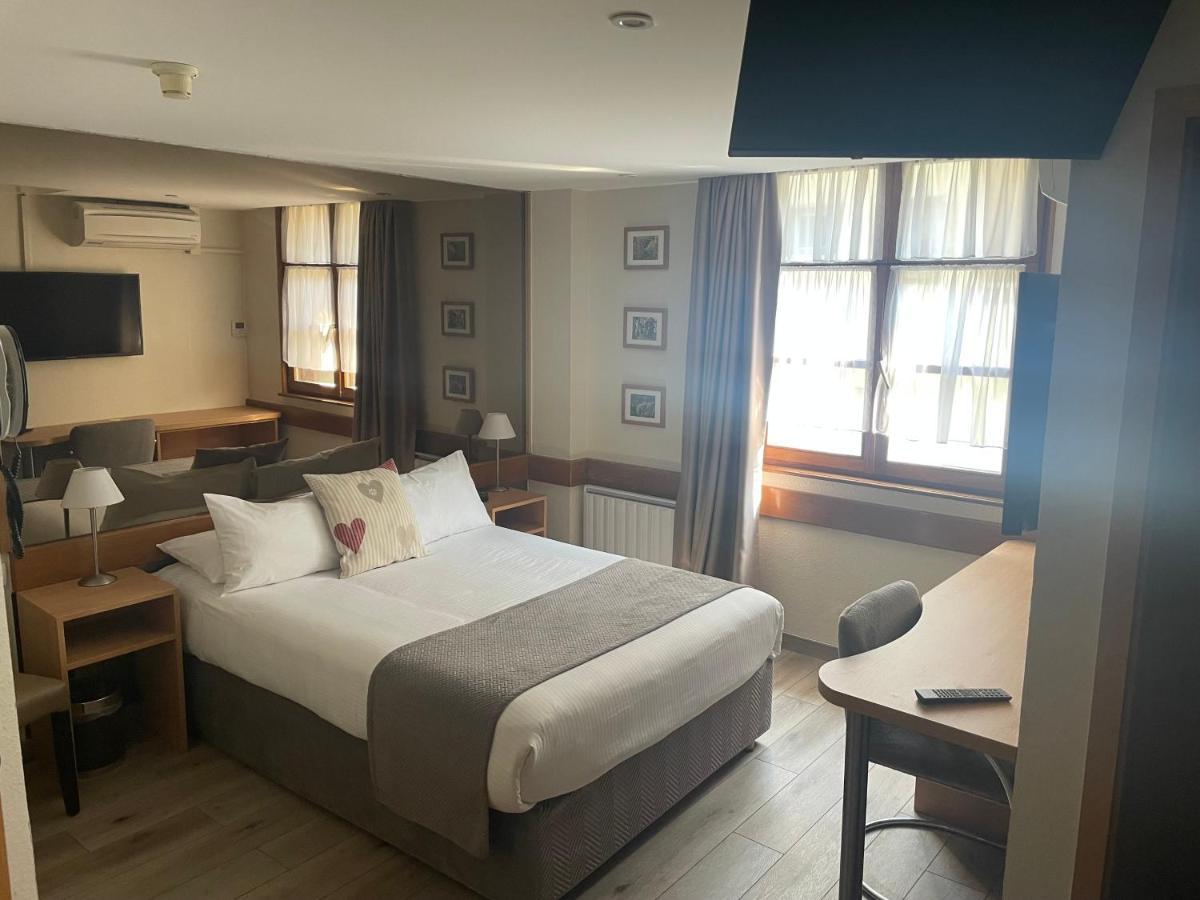 Quadruple Room,1115246136:JPEG