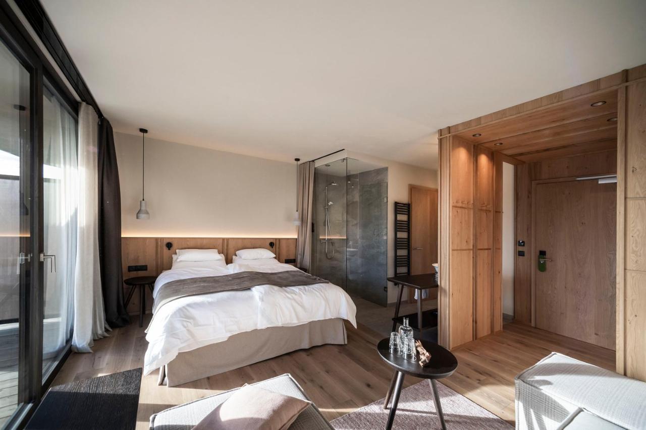 Standard Double Room,1115443761:JPEG