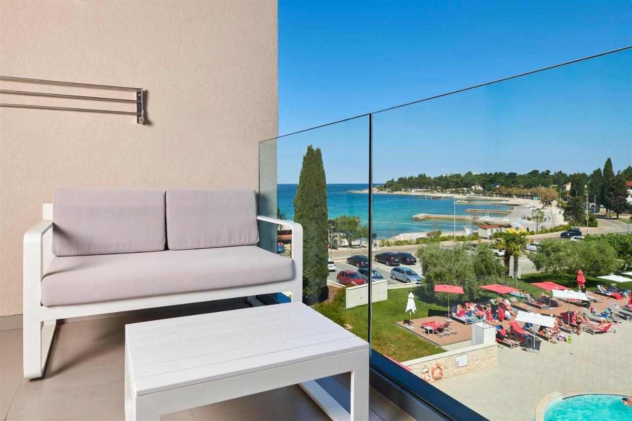 Suite with Balcony and Sea View,1115895627:JPEG