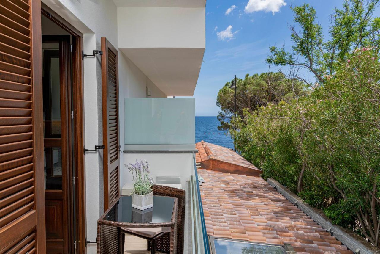 Double Room Side Sea View