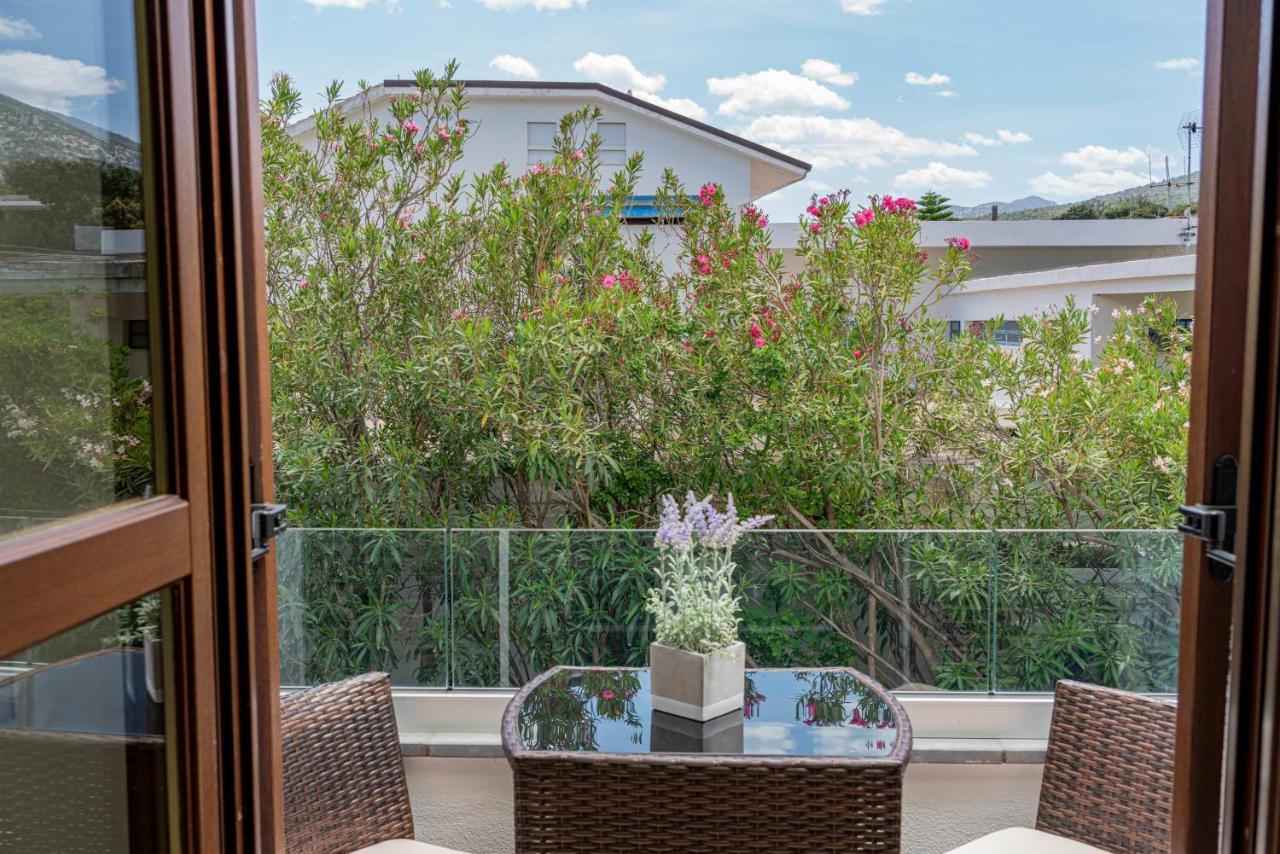Double Room Side Sea View