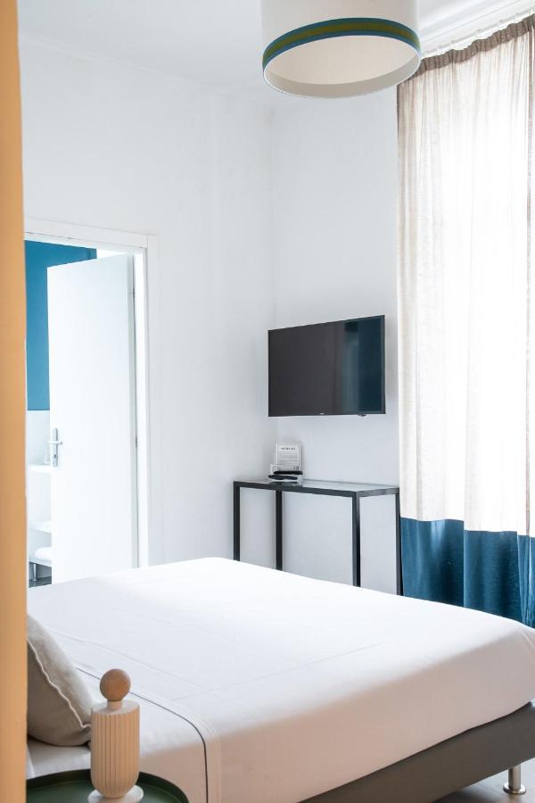 Superior double room sea view balcony