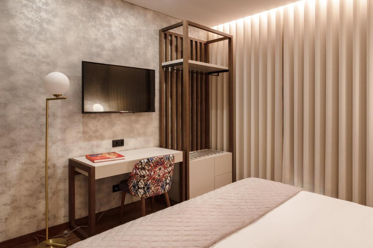 Deluxe Double Room Bath