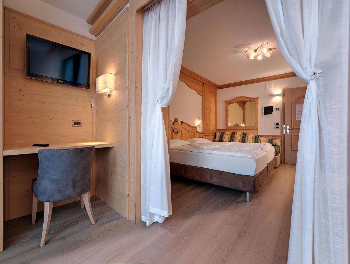 Junior Suite,1116387837:JPEG
