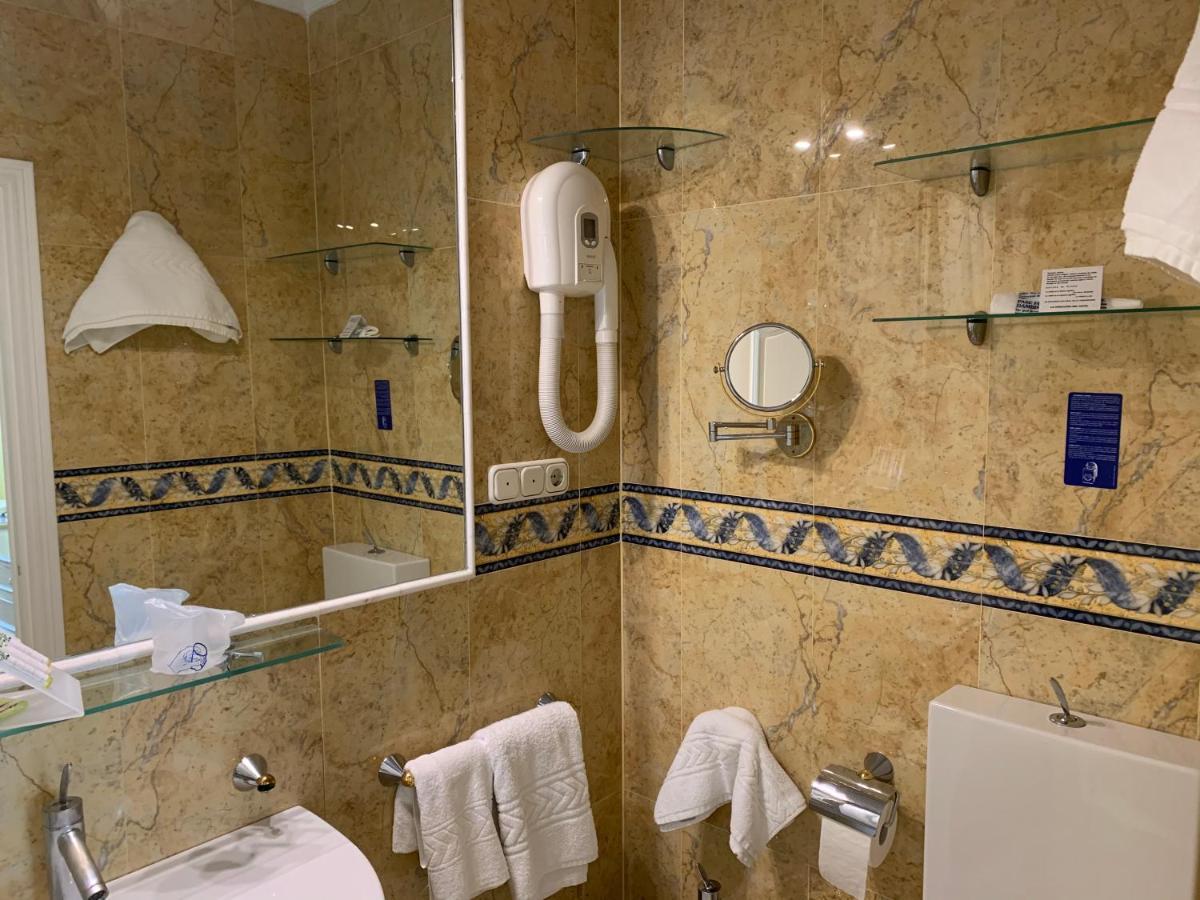 Basic Double Room
