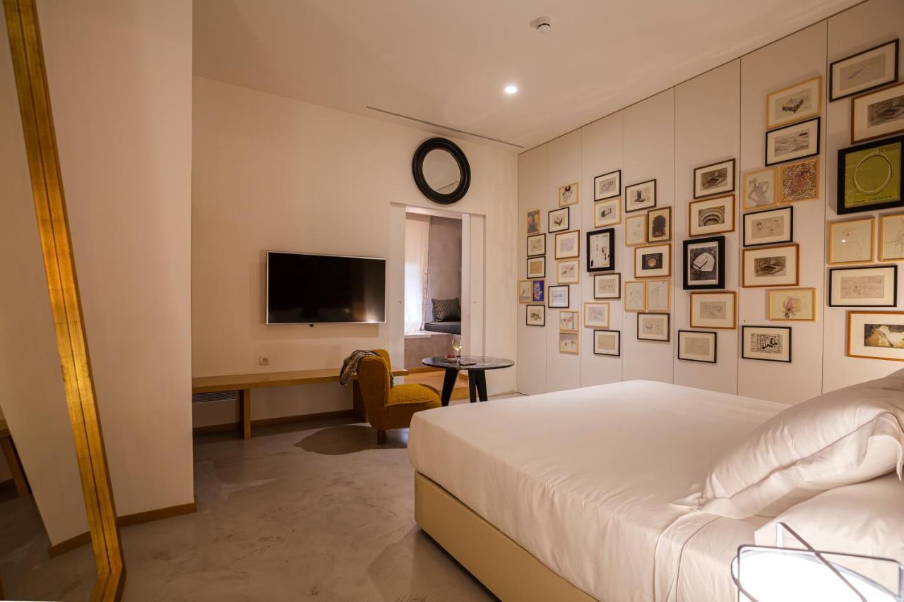 Premium Interior Room