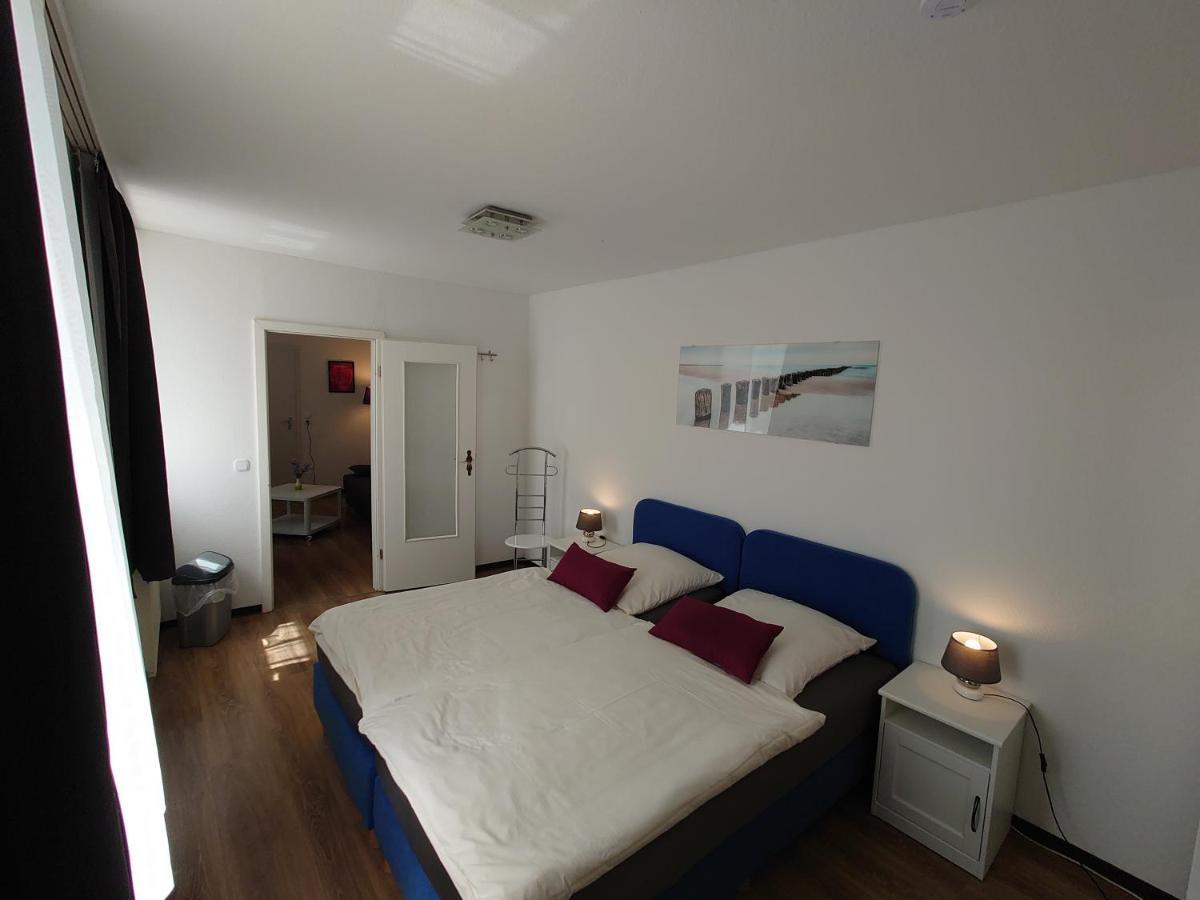 Double room separate living room