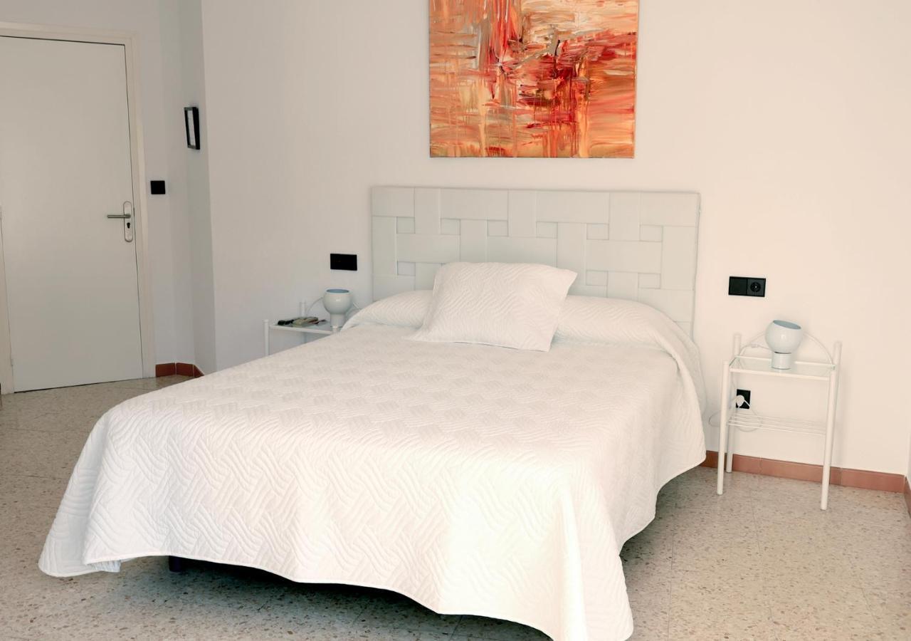Double Room,1772121420:JPEG