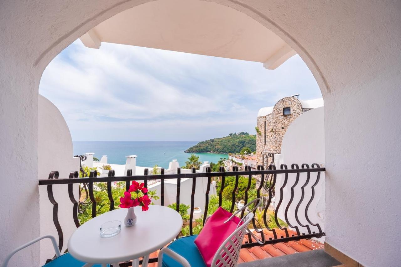 Superior Double Room Balcony Sea View