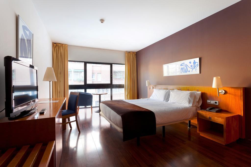 Double or Twin Room with Extra Bed,764885839:JPEG