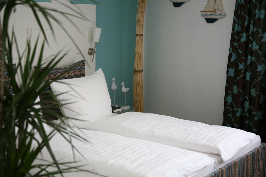 Theme room